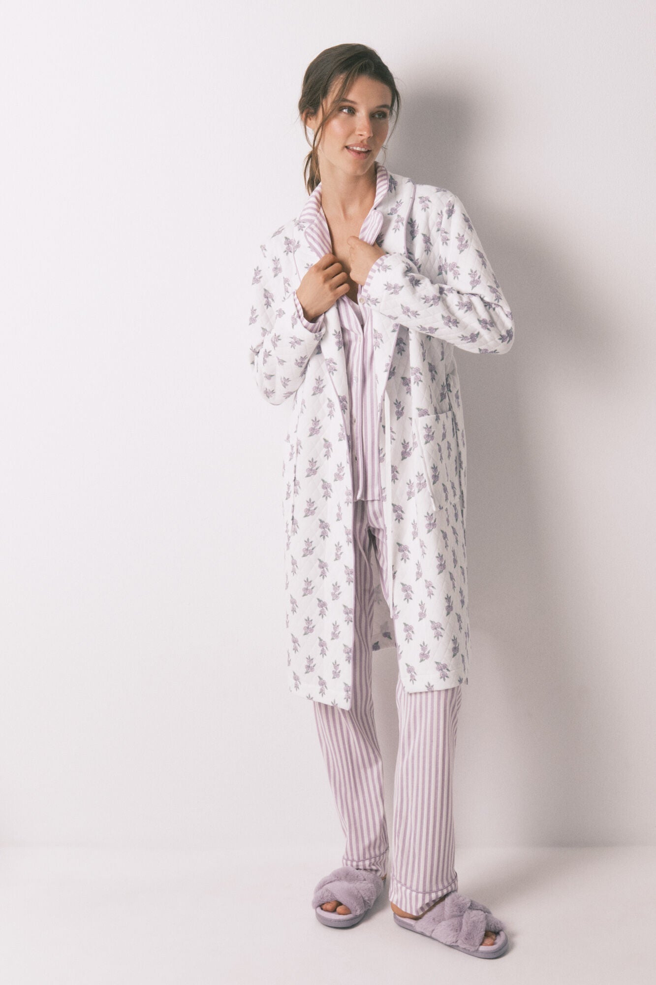 Women Secret_Ivory_Ivory Floral Puffer Midi Robe_3142302_96_02
