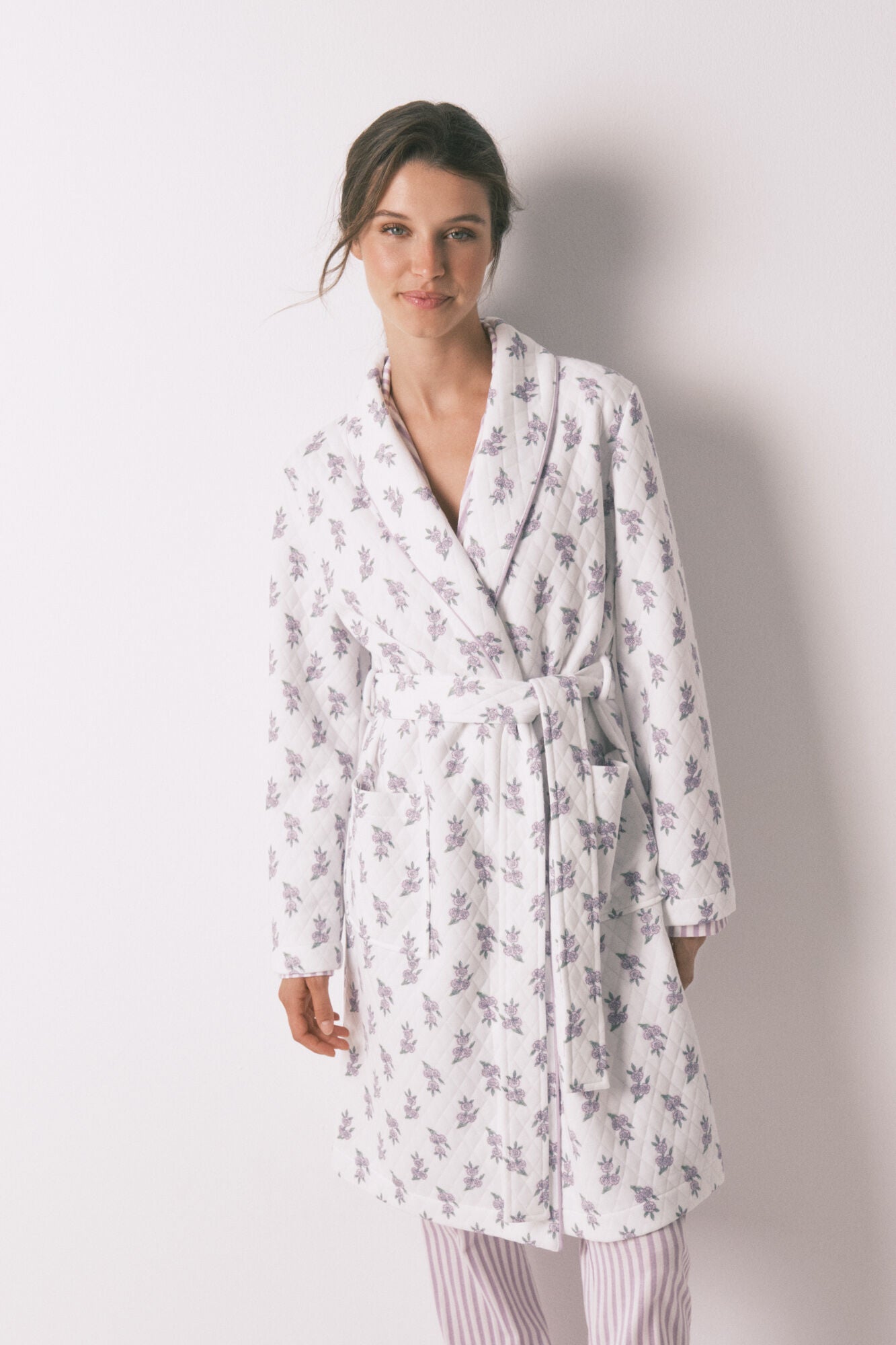 Women Secret_Ivory_Ivory Floral Puffer Midi Robe_3142302_96_04