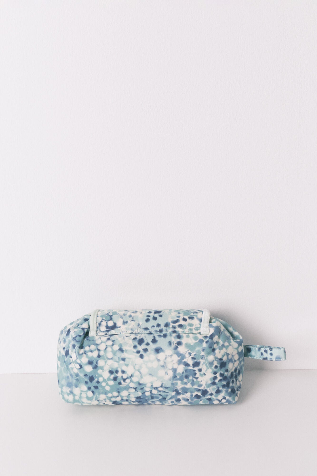 Women Secret_Multicoloured_Medium Multicoloured Floral Vanity Case_4842017_98_04