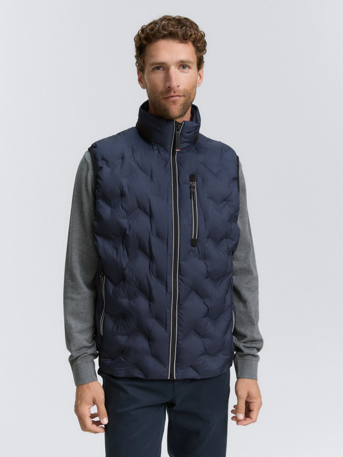 Tom Tailor_0_Hybrid Lightweight Quilted Waistcoat_1046224_10668_02