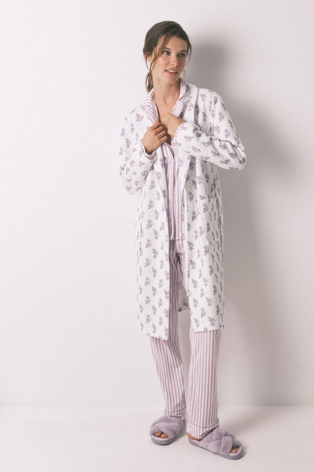 Women Secret_Ivory_Ivory Floral Puffer Midi Robe_3142302_96_02