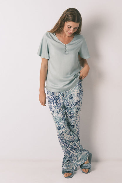 Women Secret_Green_Green Floral Viscose Satin Pyjamas_3592431_22_02