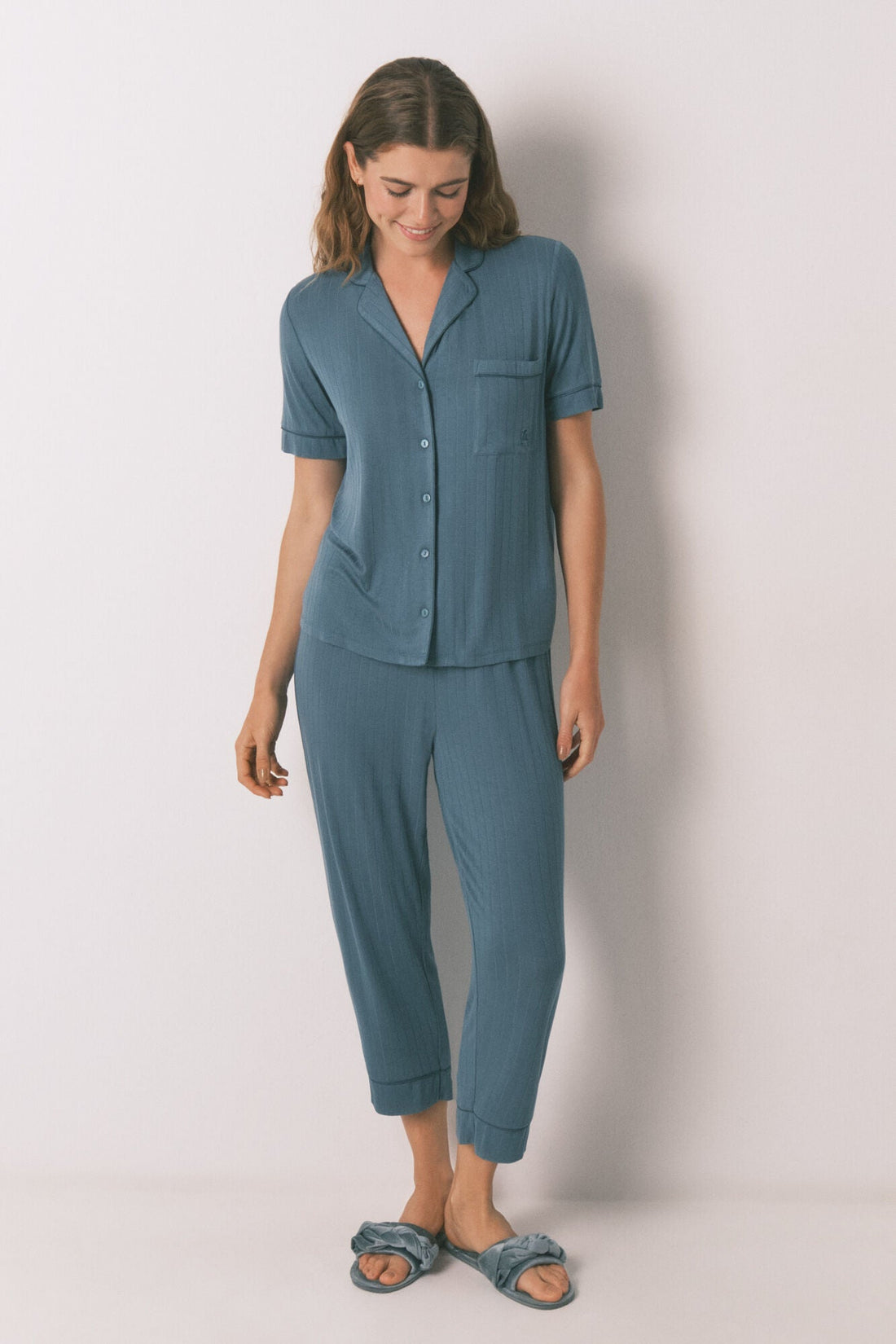 Women Secret_Green_Green Viscose Capri Shirt Pajamas_3592437_22_02