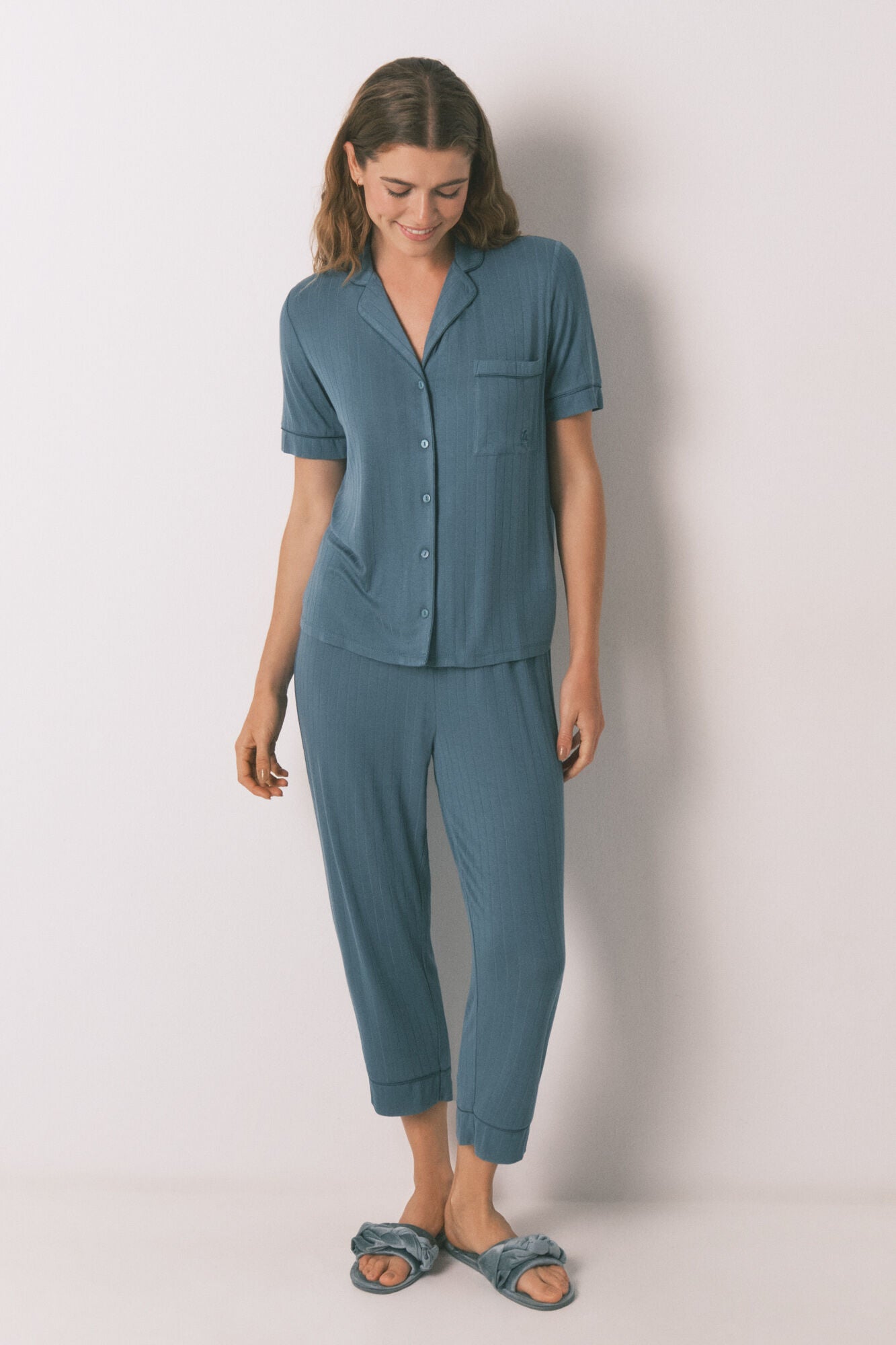 Women Secret_Green_Green Viscose Capri Shirt Pajamas_3592437_22_02