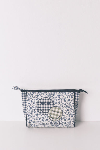 Women Secret_Blue Print_Medium Blue Smileyworld¨ Nylon Vanity Case_4842010_19_01
