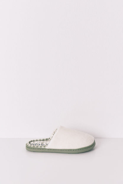 Women Secret_Ivory_Mafalda Ivory Closed Slippers_4992527_96_04