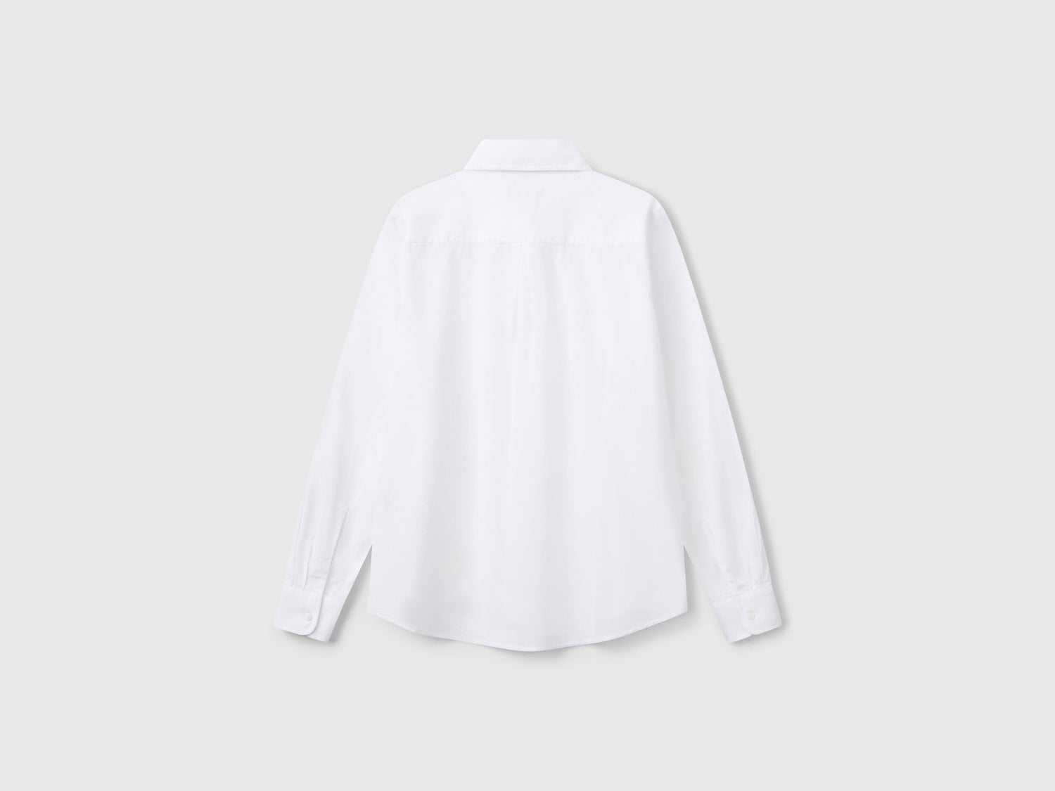 Beneton_Regular Fit Shirt in Light Cotton_5WPQDQ0AX_101_05