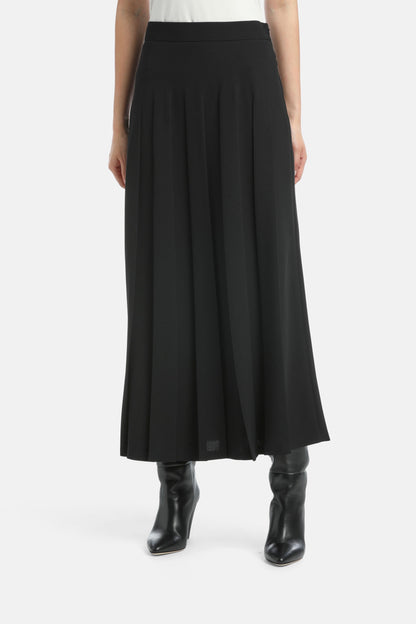 Luisa Spagnoli_Favoloso - Pleated Skirt_FAVOLOSO_0101_02