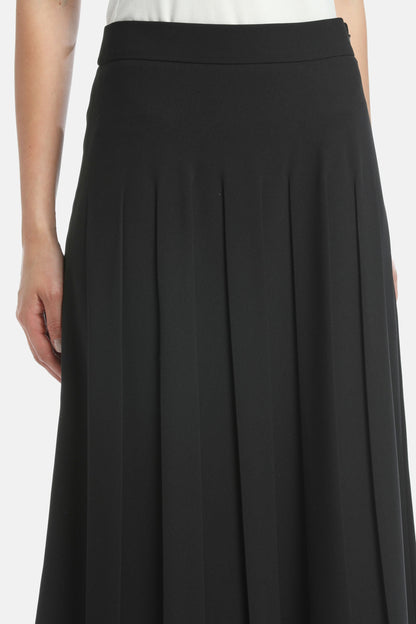 Luisa Spagnoli_Favoloso - Pleated Skirt_FAVOLOSO_0101_04