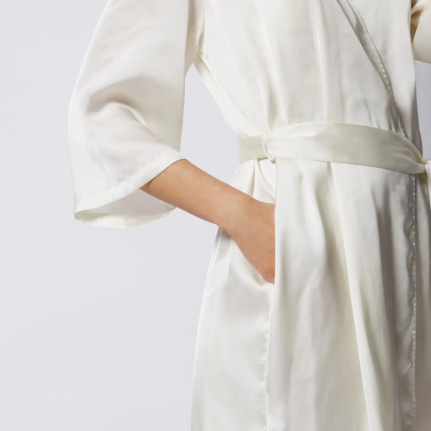 Yamamay_Silk_Nightgown Ð Primula_LVED99X009_096_03