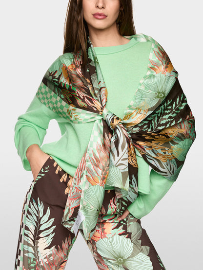 Marc Main_Silk Scarf with Floral Print_ZC B4.15 Z09_699_01