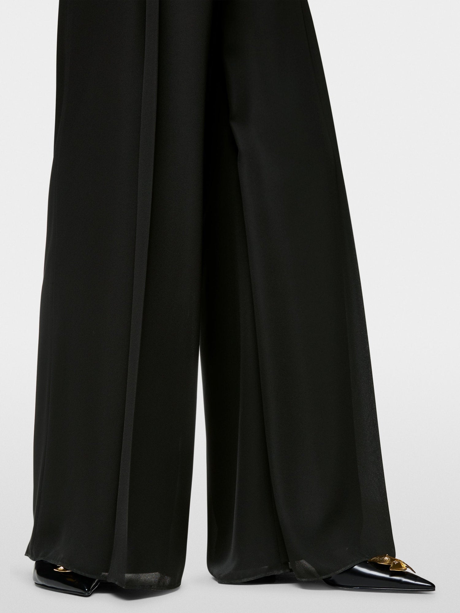 Marc Main_WOLIN Wide Trousers_ZG 81.05 W90_900_05